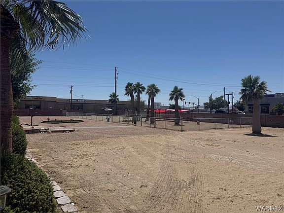 4th image of 1545 E El Rodeo Rd #135