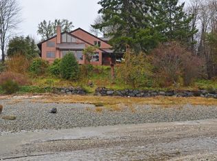 1092 NW Darling Rd, Bremerton, WA 98311