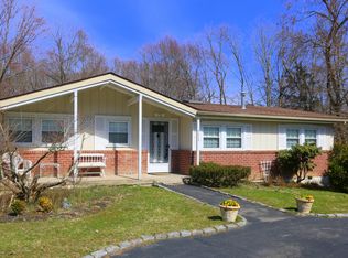 3338 Curry St, Yorktown Heights, NY 10598