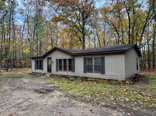 2556 E Mullett Lake Rd, Indian River, MI 49749