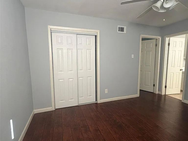 4624 Bell St #7 — Photo 6