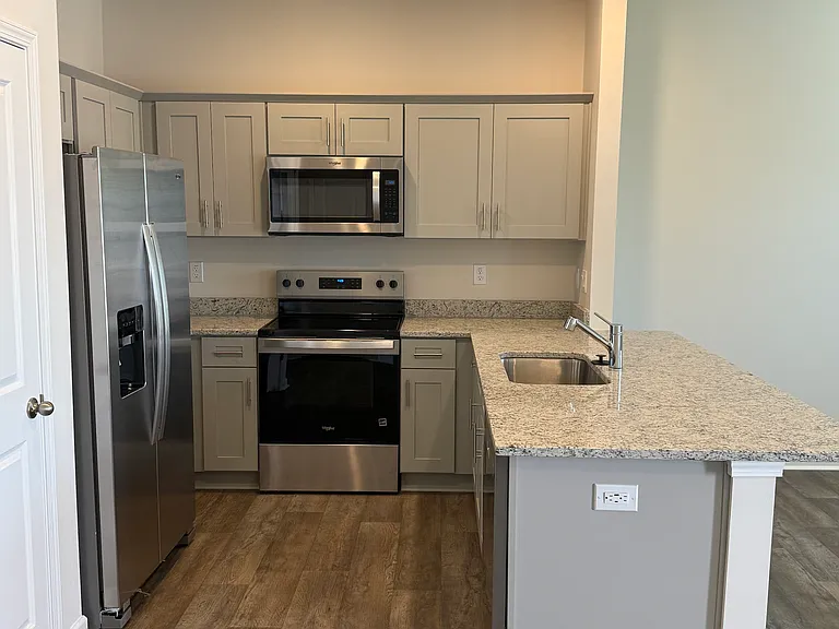 1206 Broholmer Ln — Photo 3