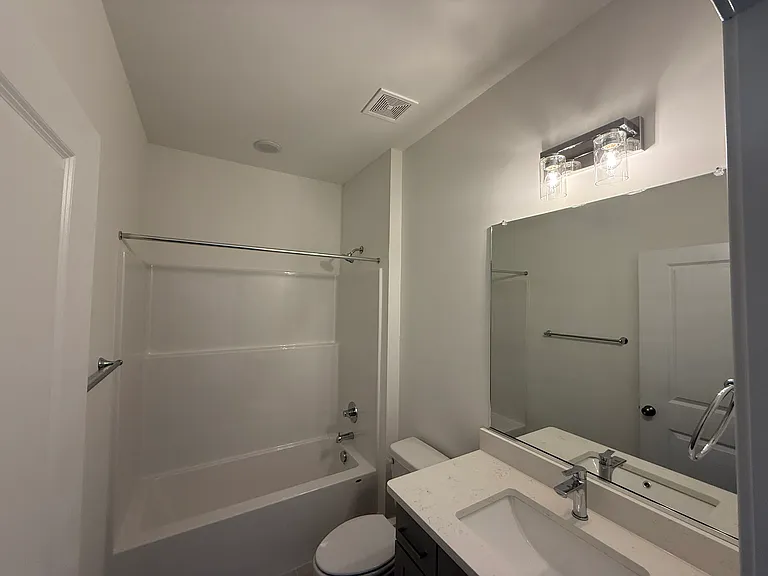 15330 Oasis Sun Aly #58 — Photo 2