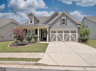 375 Plainfield St, Fayetteville, GA 30215