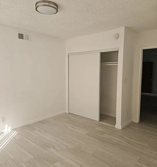 5170 N Columbus Ave #7 — Photo 7