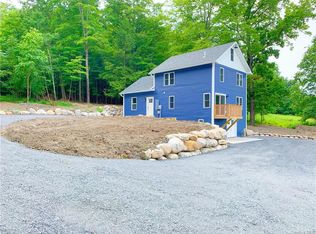 16 Beech Ln, Wallkill, NY 12589