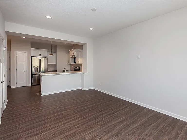 1257 S 91st St — Photo 5