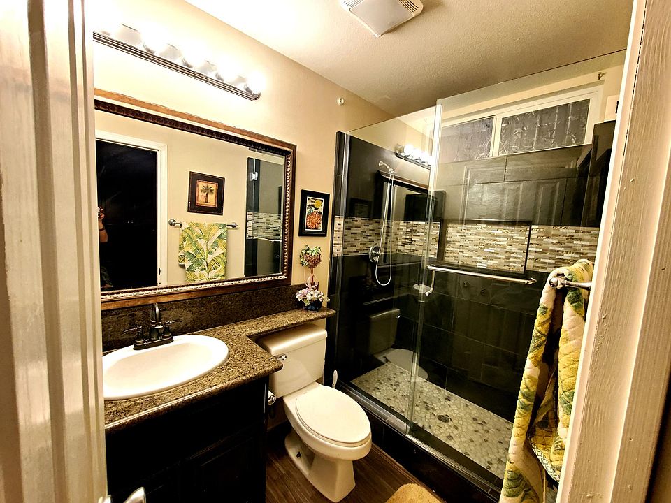 2nd image of 3778 Bidwell Dr #1