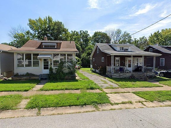 2nd image of 1760 Elkins Dr