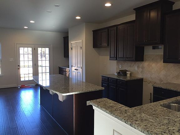 5th image of 206 Susquehanna St #1106