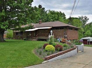 7427 Midland Rd, Independence, OH 44131