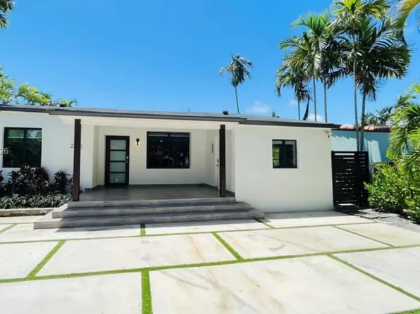 2250 SW 23rd St #1, Miami, FL 33145