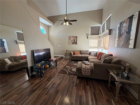 2nd image of 1685 Autumn Rust Dr