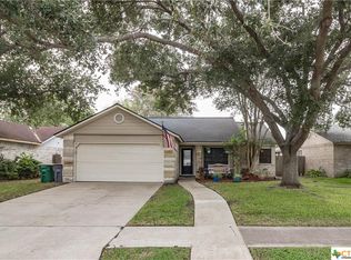 414 Kingwood Dr, Victoria, TX 77901