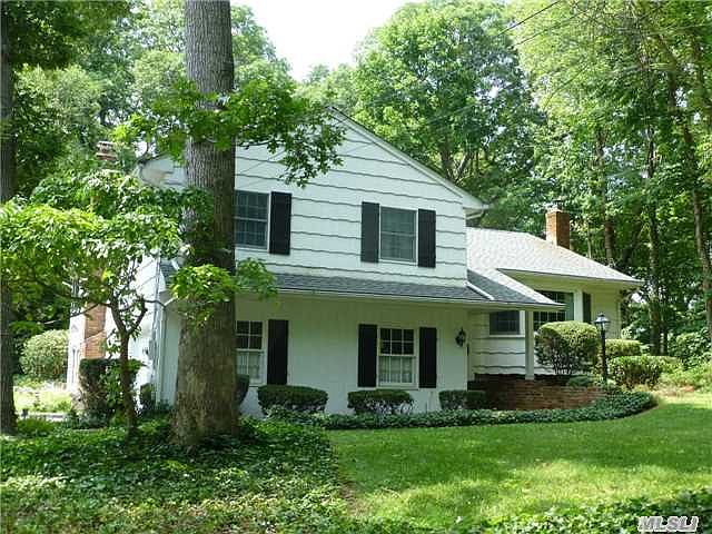 1st image of 39 Woodbine Ave