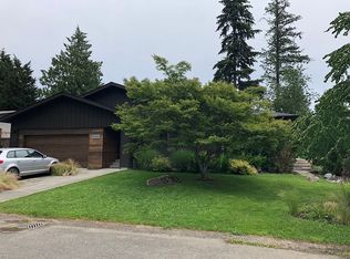 1000 Nakata Ave NW, Bainbridge Island, WA 98110