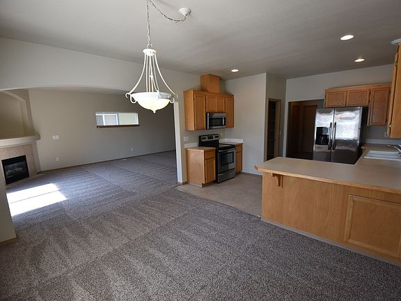 5th image of 3830 152nd Street Ct E