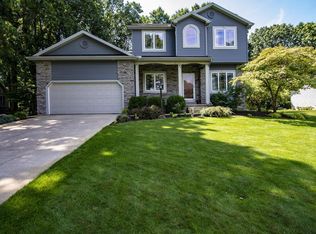 30064 Cobus Lake Dr, Elkhart, IN 46514