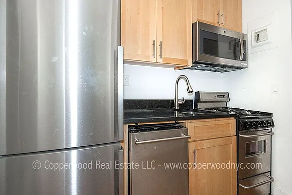 Rented by Copperwood Real Estate | media 4