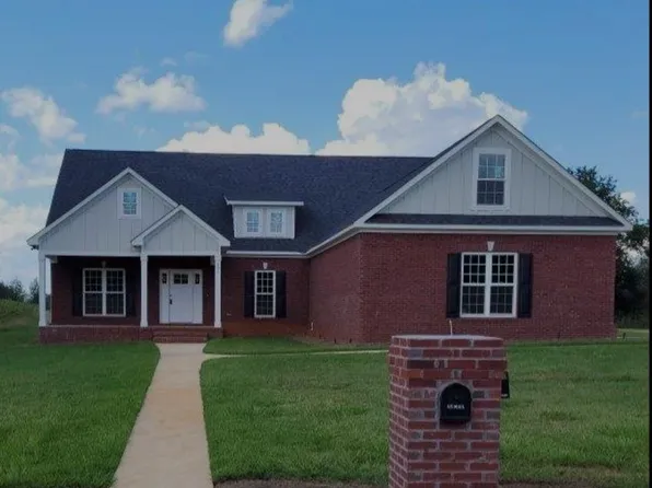 201 Wentworth Ln, Albany, GA 31721