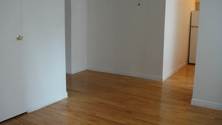 Rented by New York Property Network | media 18