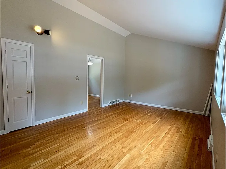 28 Abbott Rd #26 — Photo 6