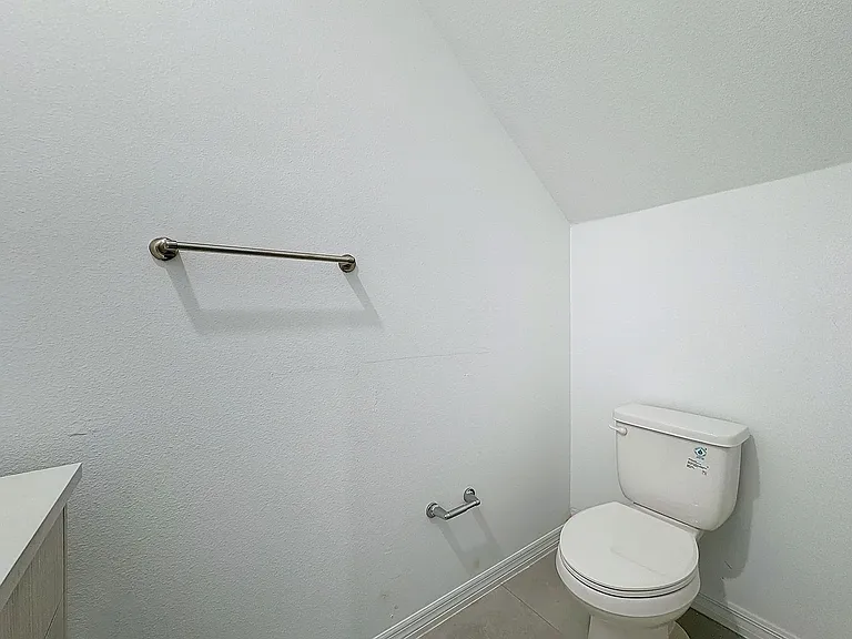 1711 Barton Towne Cir — Photo 25