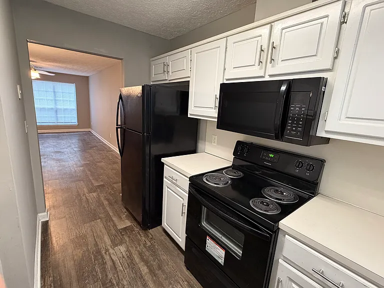6208 Cross Tie Ct — Photo 8