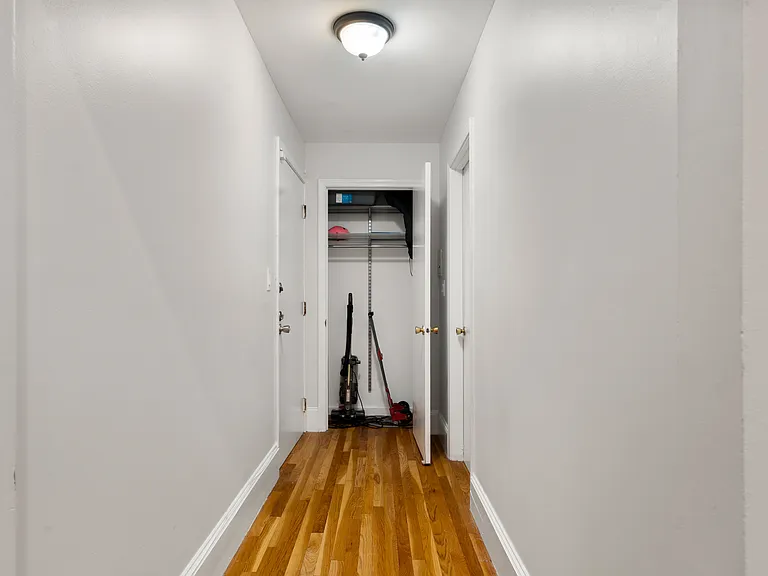 362-366 Commonwealth Ave #4C — Photo 10