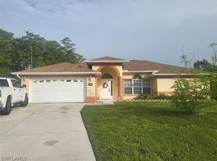 826 Hector Ln, Lehigh Acres, FL 33936