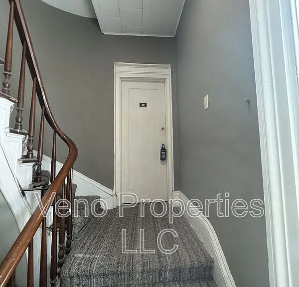16 2nd St #2R — Photo 8