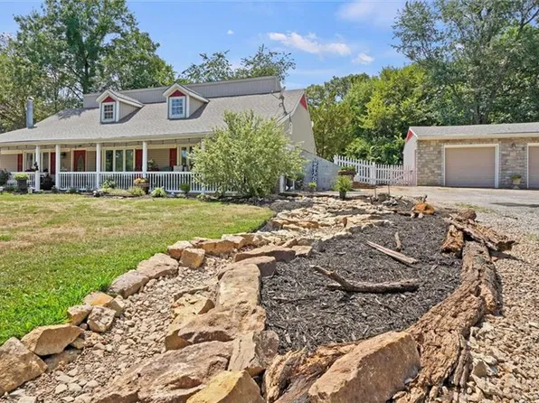 27706 E Orient Cemetery Rd, Harrisonville, MO 64701