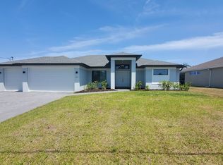 907 NW 37th Ave, Cape Coral, FL 33993