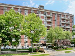 4 Horizon Rd APT 631, Fort Lee, NJ 07024