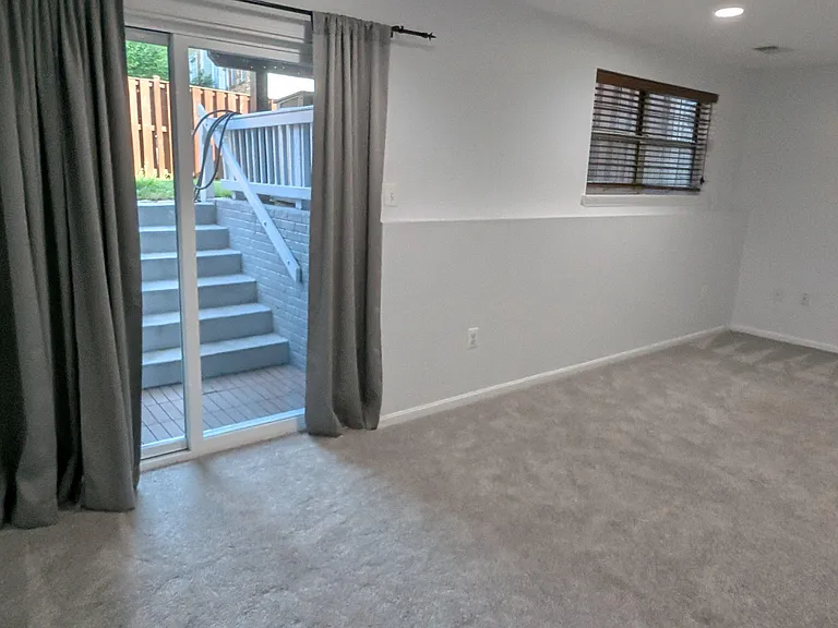 47574 Comer Sq — Photo 33
