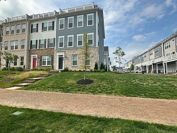 2nd image of 1668 Dunnington Pl