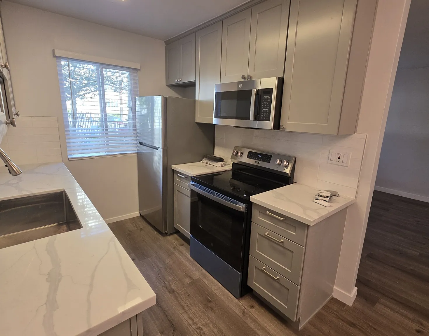 1 bed, 700 sqft, $1,649 — Photo 1