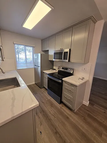2515 Ocean View Ave Photo 1