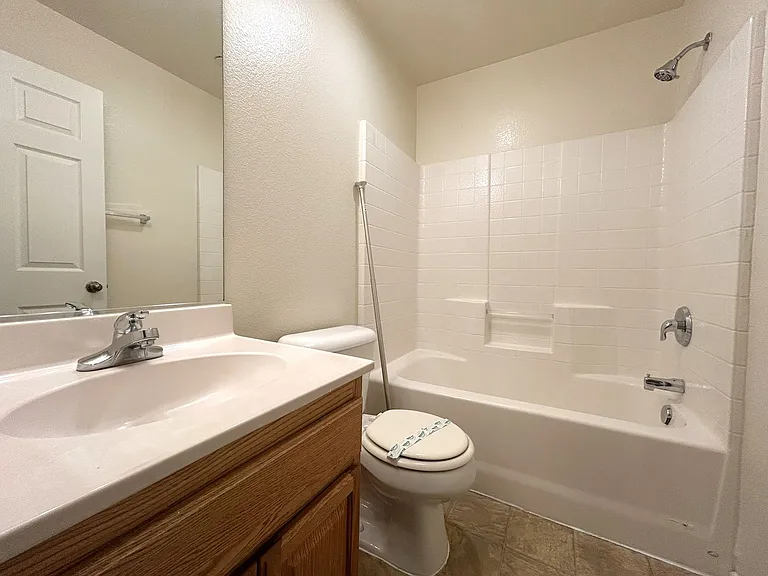 1555 Orange Ave #403 — Photo 17