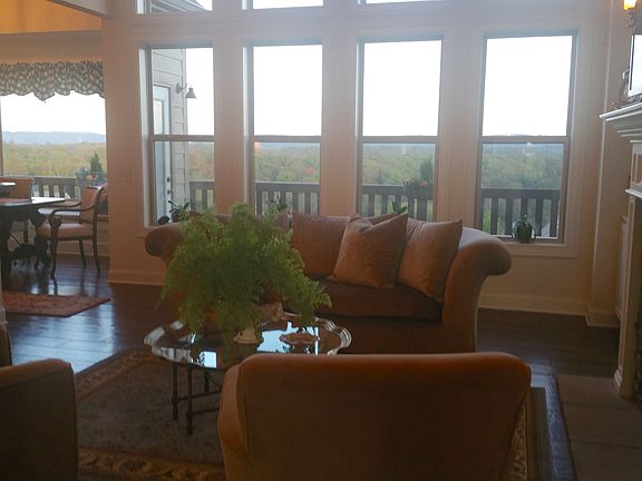 4th image of 8175 Burgundy Cir