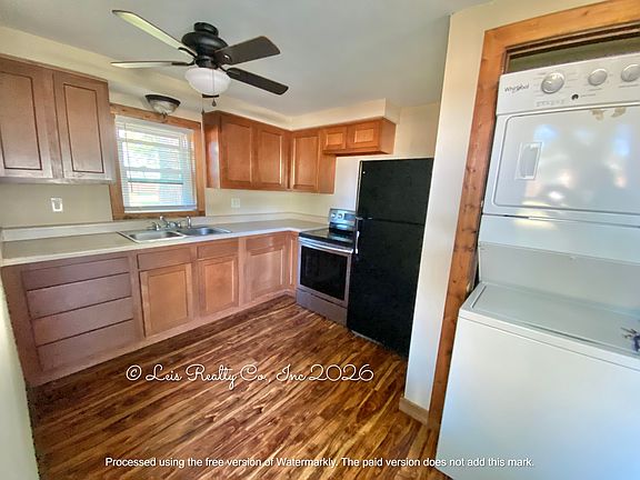 2nd image of 321 Smith St #1