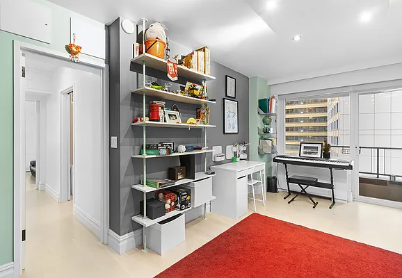 Rented by Compass | media 31