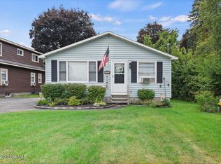 183 Princetown Rd, Schenectady, NY 12306