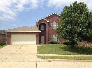 409 Quail Roost Ln, Arlington, TX 76002