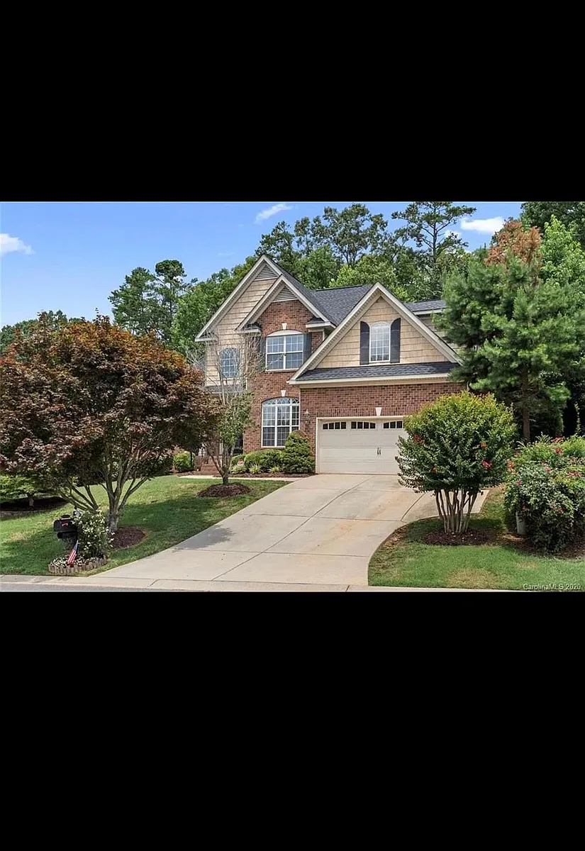 Building Photo - 2004 Chandler Forest Ct