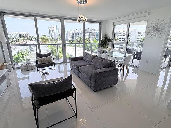 3rd image of 1100 100th St Unit 606