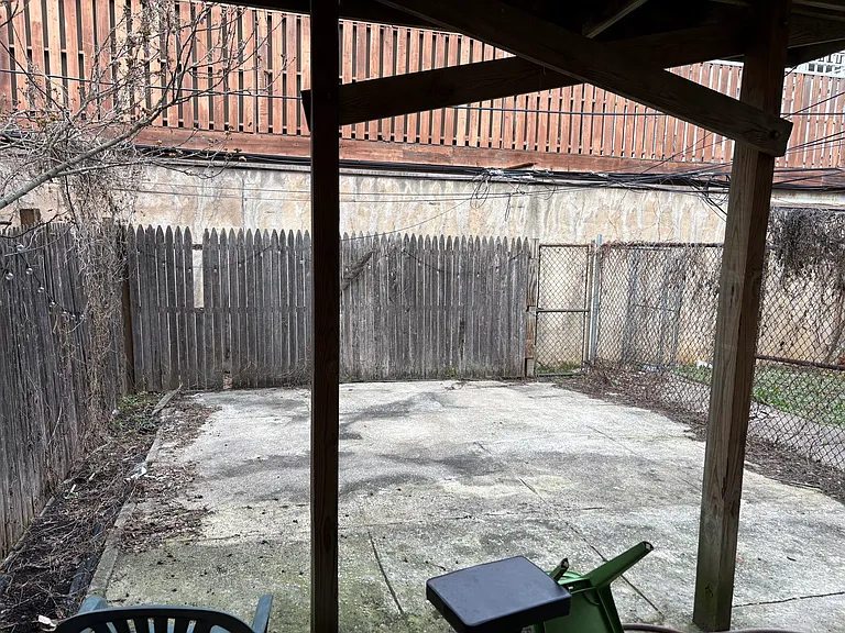 1625 Wallace St #1B — Photo 10