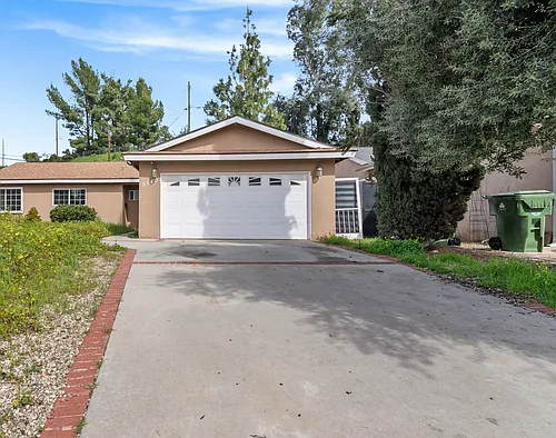 9540 Debra Ave Photo 1