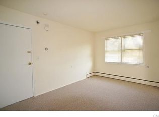 17 Muller Ave APT 3, Norwalk, CT 06851