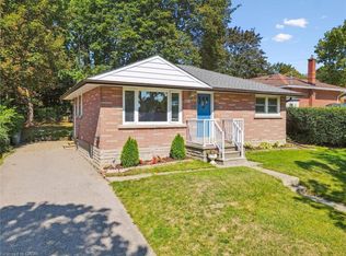 95 Ottawa Cres, Guelph, ON N1E2B1
